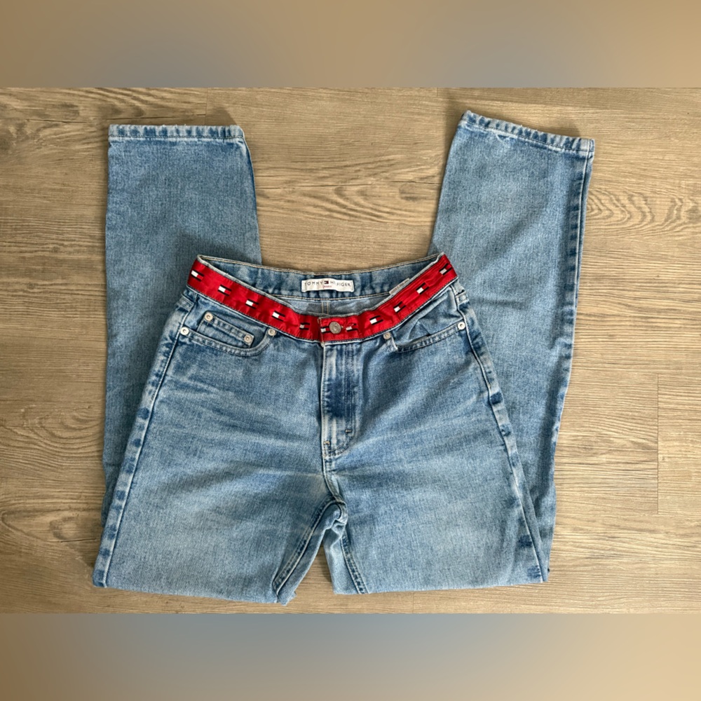 Tommy Hilfiger Vintage jeans with red band & logo size 2